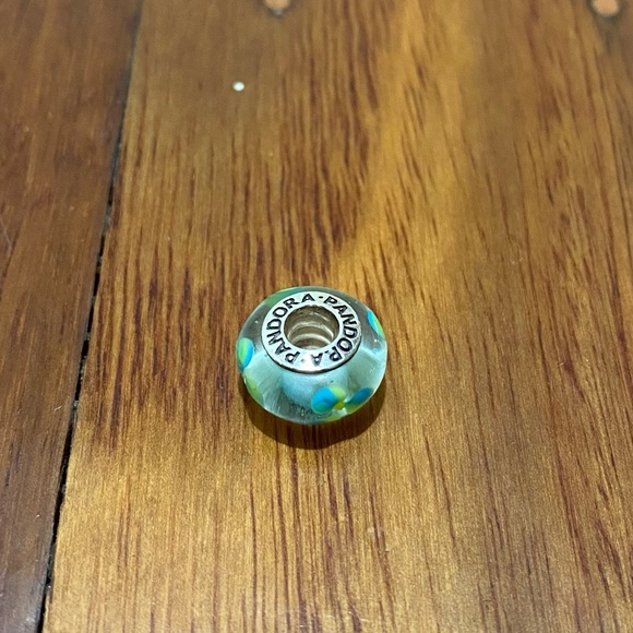 Pandora Sterling Silver Murano glass bead with blue and yellow flower - Picture 3 of 6